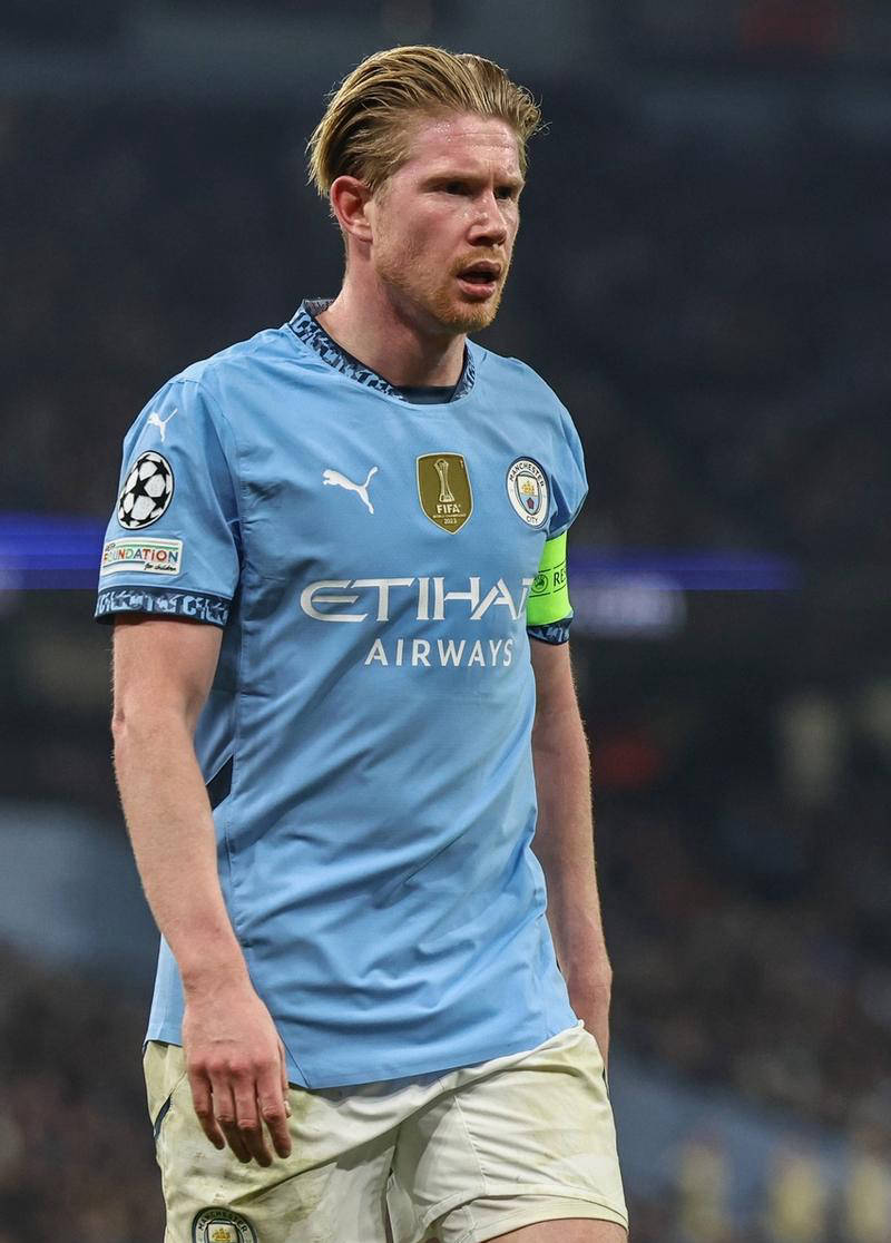 2射1传闪耀全场！官方：B费当选曼联4-1狼队的队内最佳